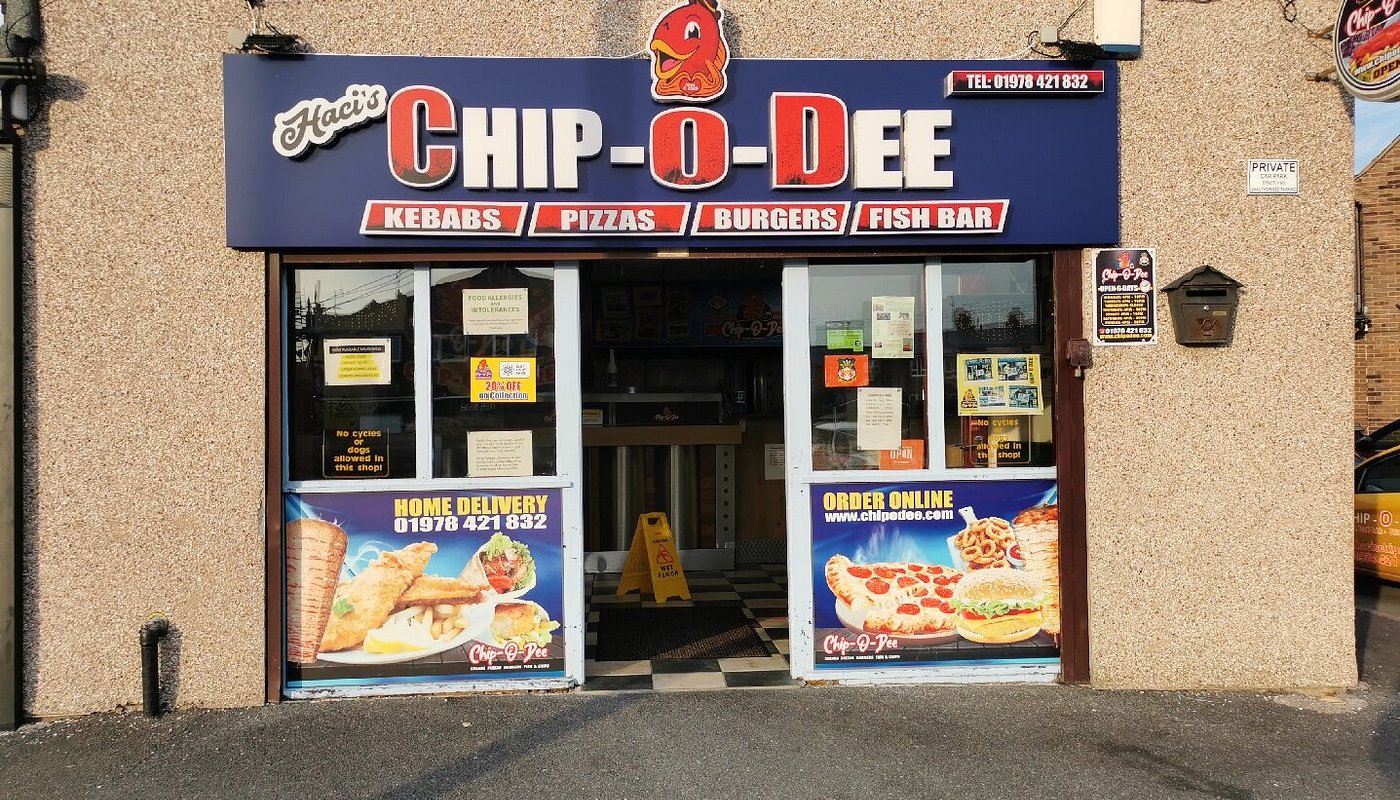 We provide specialist HVAC and kitchen ventilation solutions for fish & chips shops across London, delivering reliable extraction, air conditioning, heating, and ventilation systems tailored to high-heat commercial kitchens.

Fish & chips shops generate:

Intense heat from fryers

Strong cooking odours

High customer turnover

Compact kitchen layouts

Our experienced London commercial HVAC team ensures your shop remains:

Comfortable for customers

Safe and efficient for staff

Compliant with UK building an